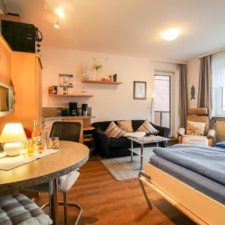 Strand Und Zentrumsnahe Ferienwohnung Fuer Bis Zu 2 Personen In Doese Cuxhaven Exterior photo